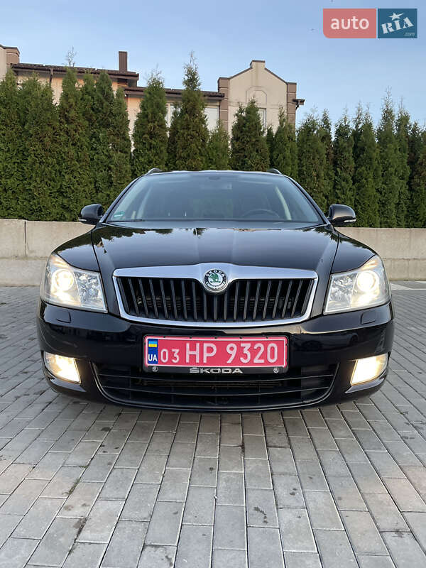 Універсал Skoda Octavia 2012 в Рівному