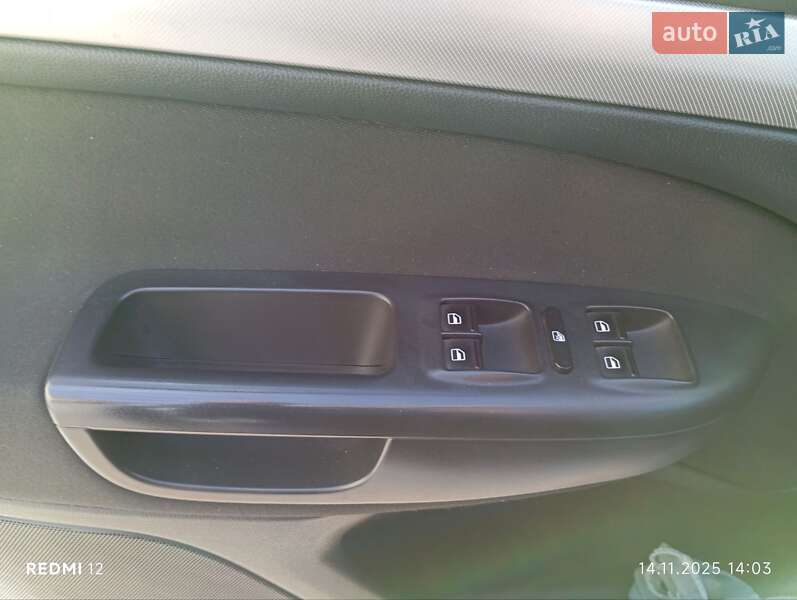 Універсал Skoda Octavia 2012 в Києві фото 12 Універсал Skoda Octavia 2012 в Києві