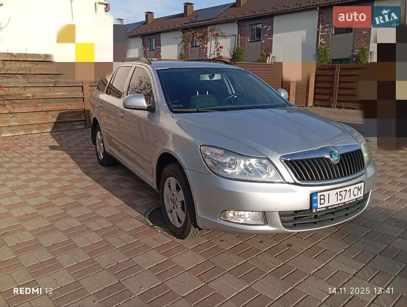 Універсал Skoda Octavia 2012 в Києві фото Універсал Skoda Octavia 2012 в Києві