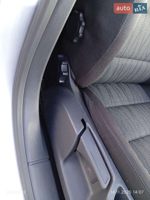 Універсал Skoda Octavia 2012 в Києві фото 26 Універсал Skoda Octavia 2012 в Києві