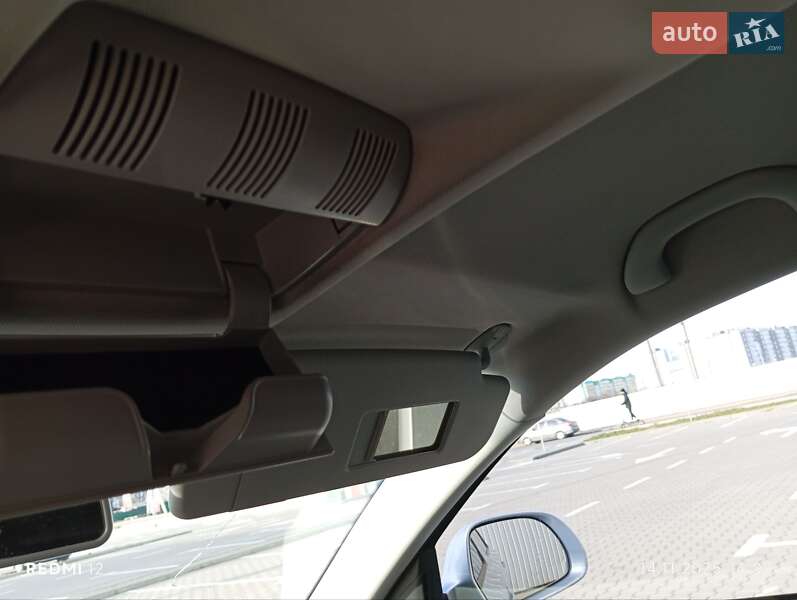 Універсал Skoda Octavia 2012 в Києві фото 50 Універсал Skoda Octavia 2012 в Києві