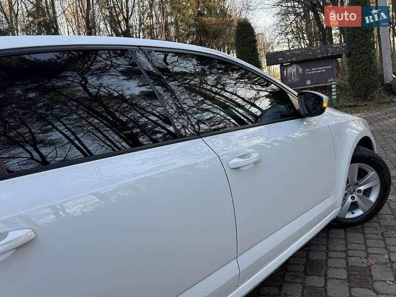Ліфтбек Skoda Octavia 2016 в Дрогобичі