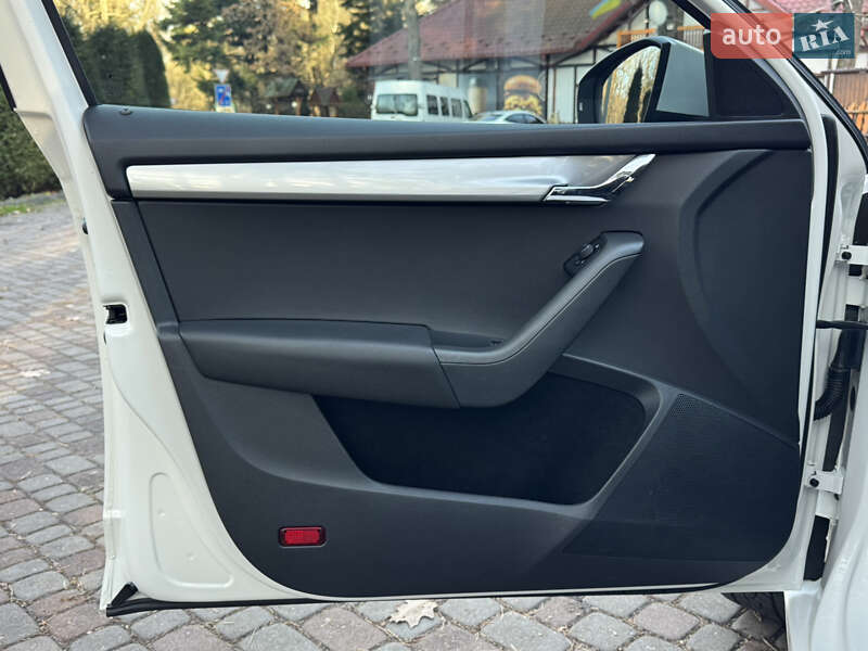 Ліфтбек Skoda Octavia 2016 в Дрогобичі