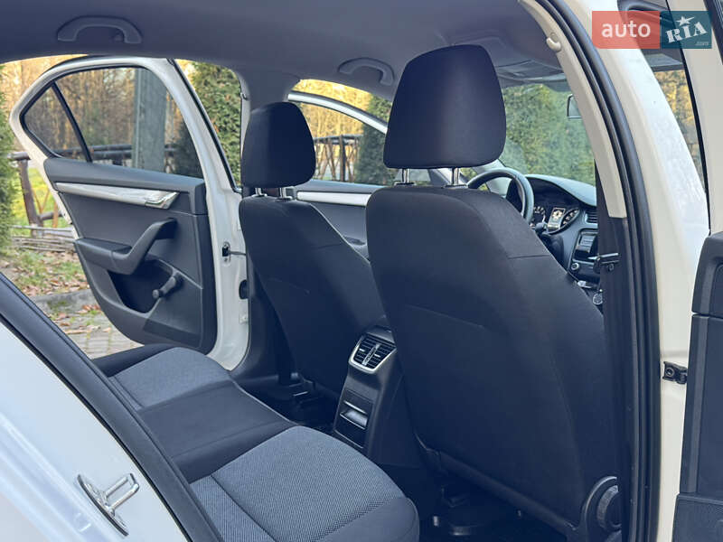 Ліфтбек Skoda Octavia 2016 в Дрогобичі