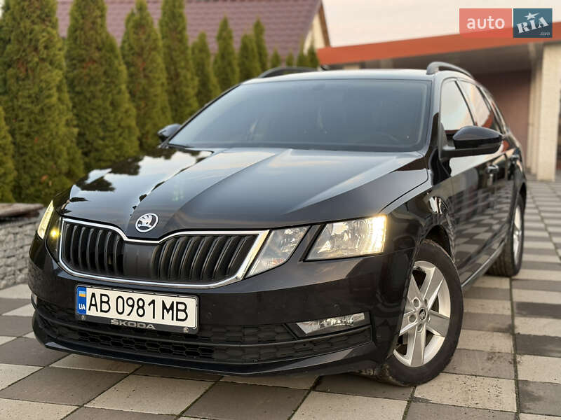 Универсал Skoda Octavia 2017 в Хмельницком
