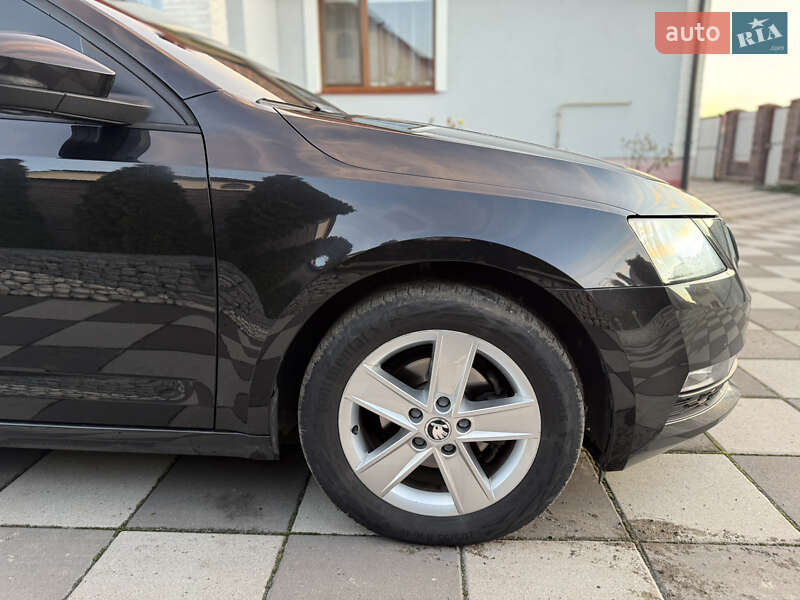 Универсал Skoda Octavia 2017 в Хмельницком