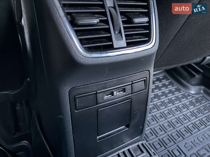 Универсал Skoda Octavia 2017 в Хмельницком