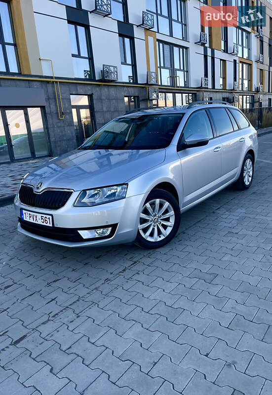 Универсал Skoda Octavia 2013 в Луцке фото 5 Универсал Skoda Octavia 2013 в Луцке