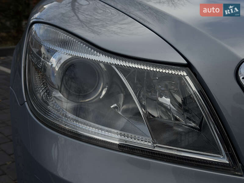 Универсал Skoda Octavia 2010 в Полтаве фото 49 Универсал Skoda Octavia 2010 в Полтаве