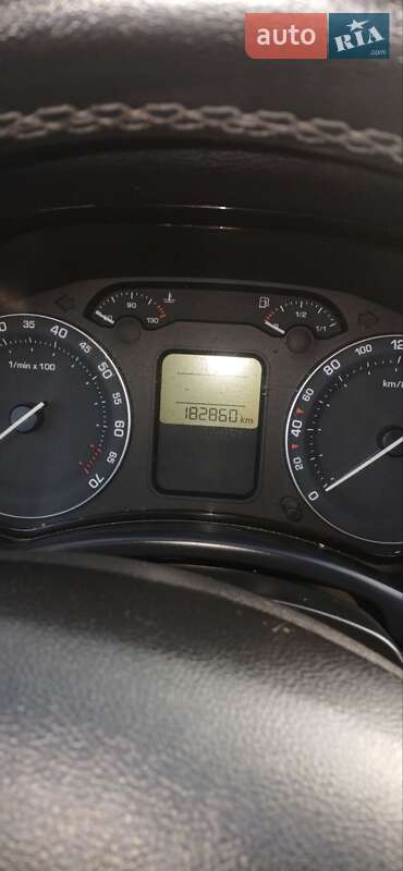 Ліфтбек Skoda Octavia 2006 в Дніпрі фото 8 Ліфтбек Skoda Octavia 2006 в Дніпрі