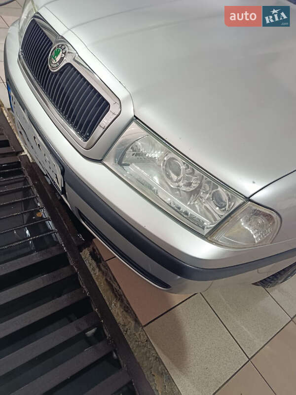 Универсал Skoda Octavia 2004 в Киеве