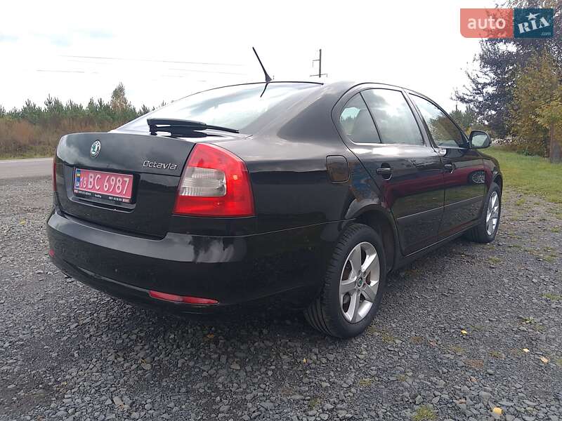 Лифтбек Skoda Octavia 2011 в Ровно фото 5 Лифтбек Skoda Octavia 2011 в Ровно