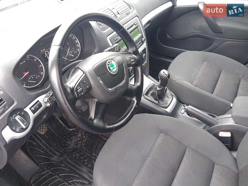 Лифтбек Skoda Octavia 2011 в Ровно фото 17 Лифтбек Skoda Octavia 2011 в Ровно