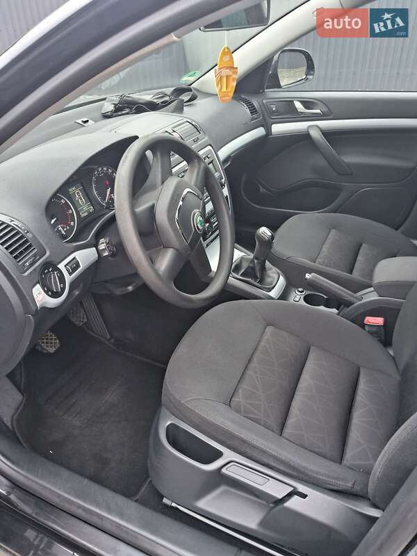 Универсал Skoda Octavia 2011 в Ровно фото 13 Универсал Skoda Octavia 2011 в Ровно