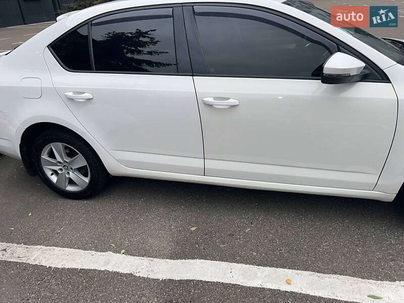 Лифтбек Skoda Octavia 2013 в Киеве фото 14 Лифтбек Skoda Octavia 2013 в Киеве