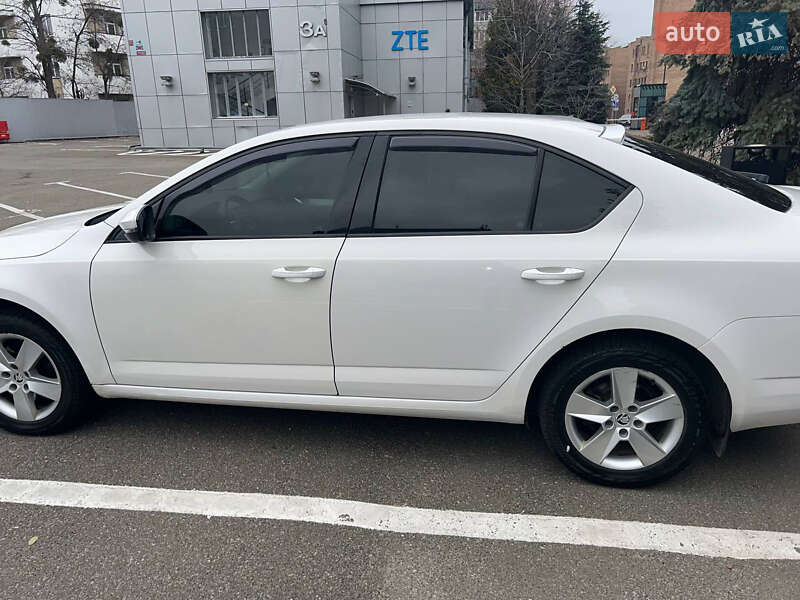 Лифтбек Skoda Octavia 2013 в Киеве фото 17 Лифтбек Skoda Octavia 2013 в Киеве