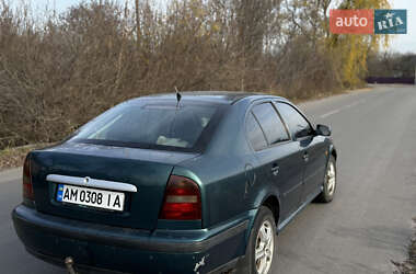 Ліфтбек Skoda Octavia 1998 в Мирополі