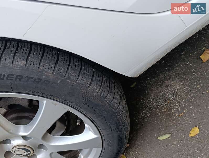 Универсал Skoda Octavia 2013 в Кривом Роге