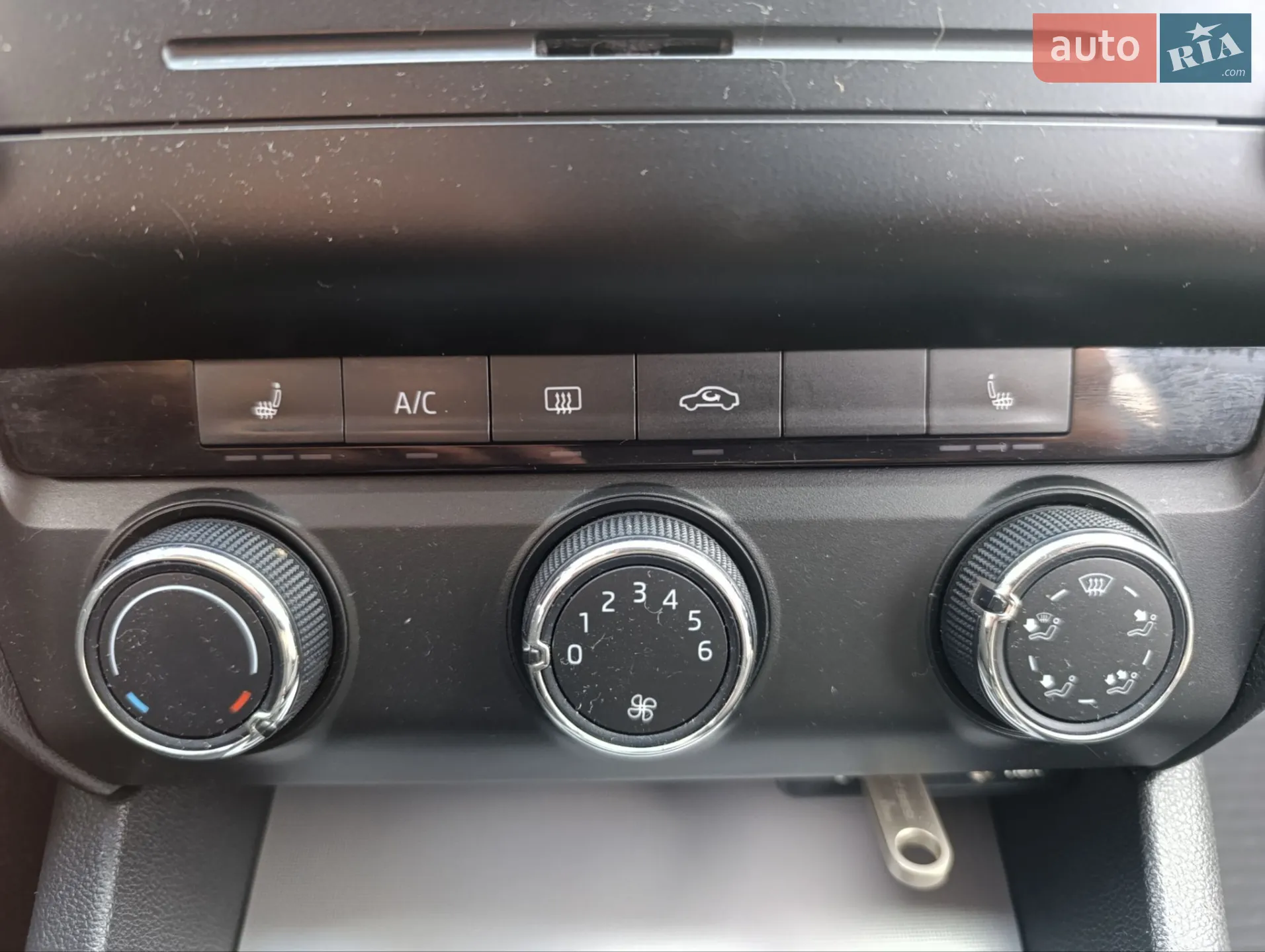 2013 Skoda Octavia - мініатюра 19