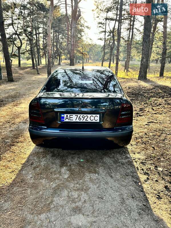 Лифтбек Skoda Octavia 2005 в Днепре