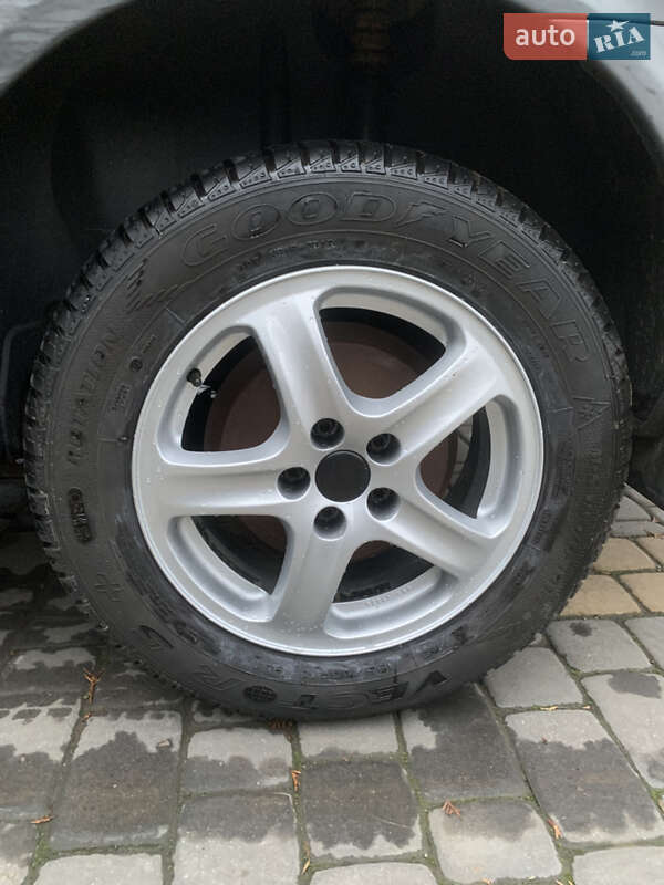 Лифтбек Skoda Octavia 2005 в Бучаче