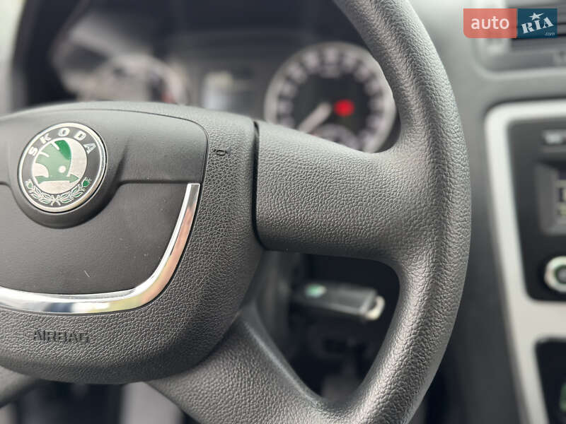 Універсал Skoda Octavia 2009 в Луцьку