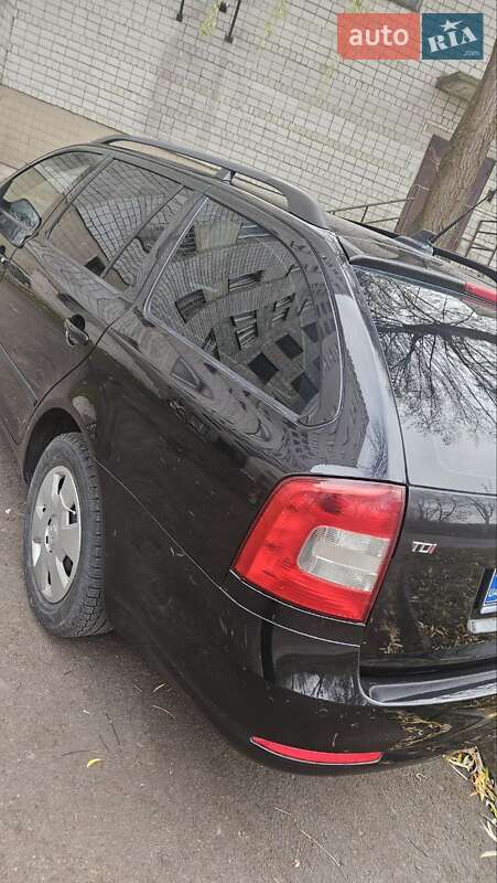 Универсал Skoda Octavia 2012 в Львове