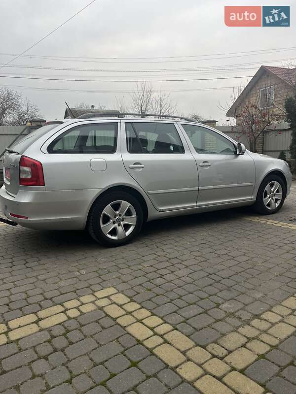 Универсал Skoda Octavia 2011 в Виннице