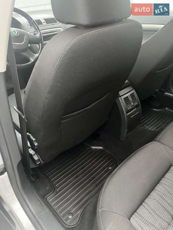 Универсал Skoda Octavia 2011 в Виннице