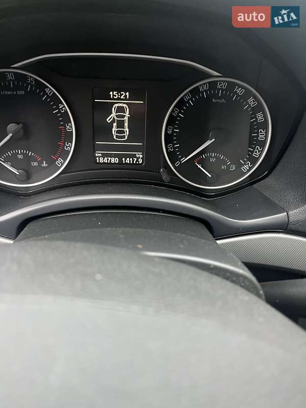 Универсал Skoda Octavia 2011 в Виннице