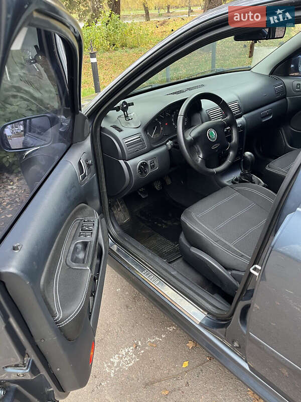 Лифтбек Skoda Octavia 2004 в Ровно фото 17 Лифтбек Skoda Octavia 2004 в Ровно
