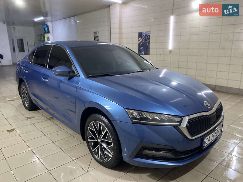 Лифтбек Skoda Octavia 2020 в Умани фото Лифтбек Skoda Octavia 2020 в Умани