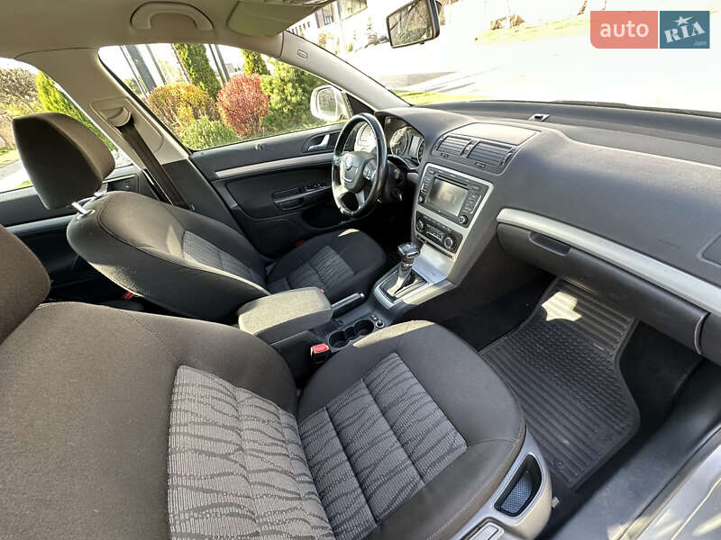 Лифтбек Skoda Octavia 2012 в Запорожье