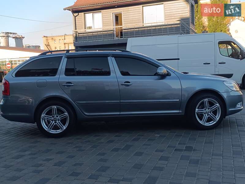 Универсал Skoda Octavia 2012 в Киеве фото 2 Универсал Skoda Octavia 2012 в Киеве