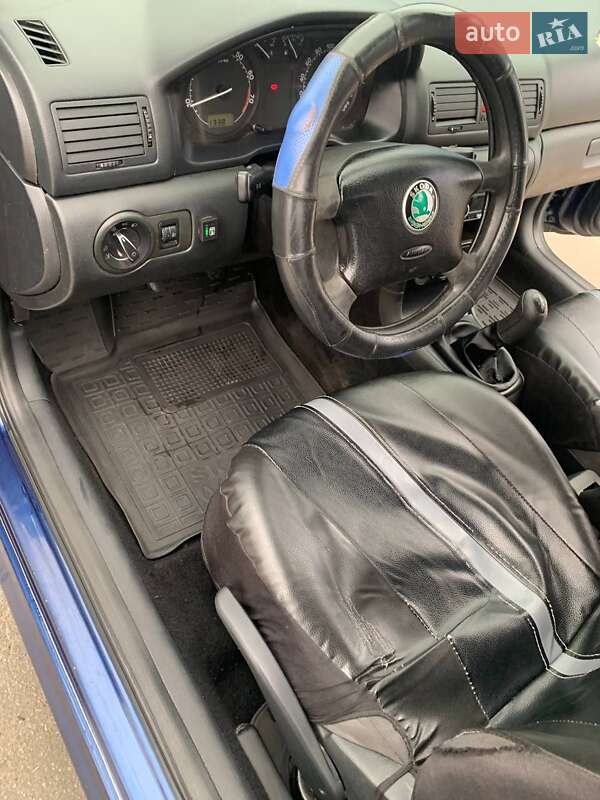 Лифтбек Skoda Octavia 2007 в Белогородке