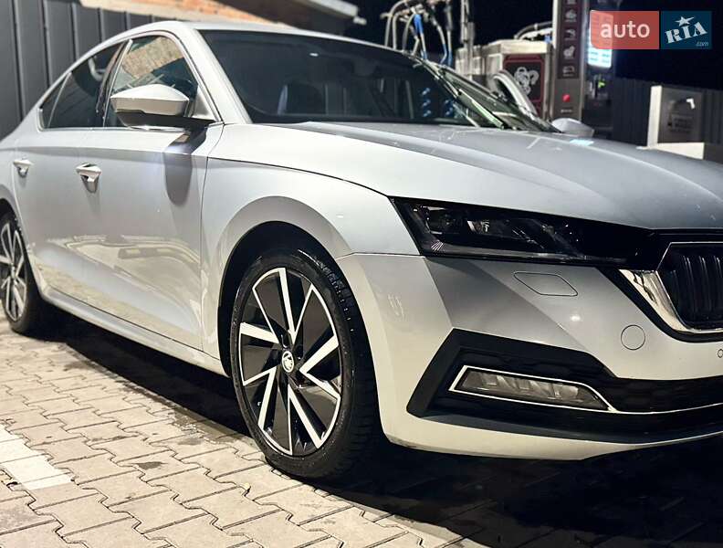 Ліфтбек Skoda Octavia 2020 в Луцьку
