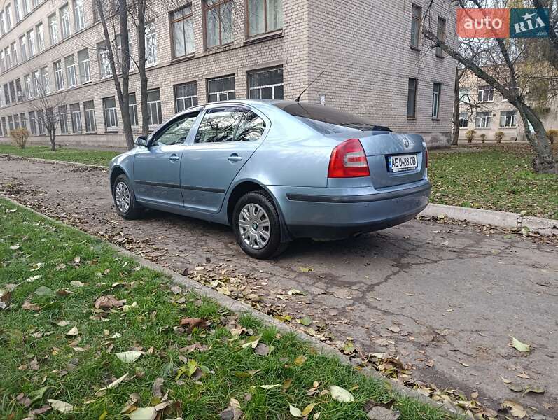 Лифтбек Skoda Octavia 2007 в Каменском