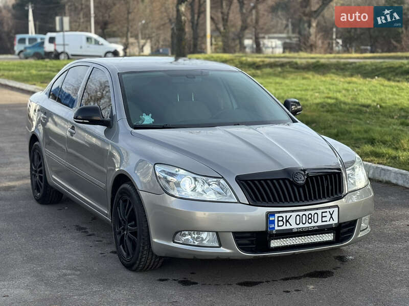 Лифтбек Skoda Octavia 2009 в Радивилове