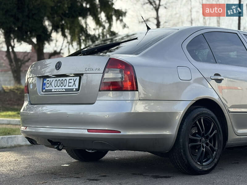 Лифтбек Skoda Octavia 2009 в Радивилове