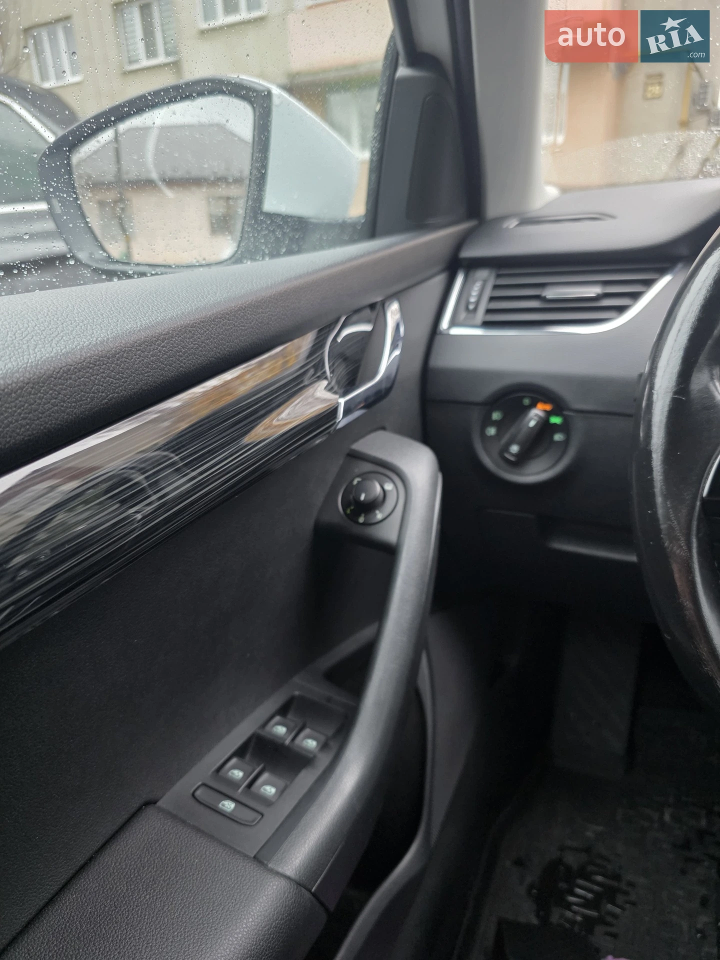 2017 Skoda Octavia - мініатюра 10