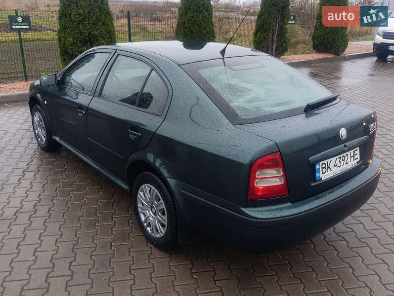 Ліфтбек Skoda Octavia 2006 в Рівному
