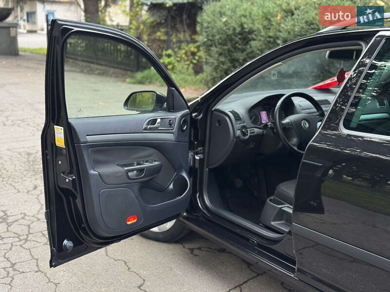 Универсал Skoda Octavia 2008 в Умани