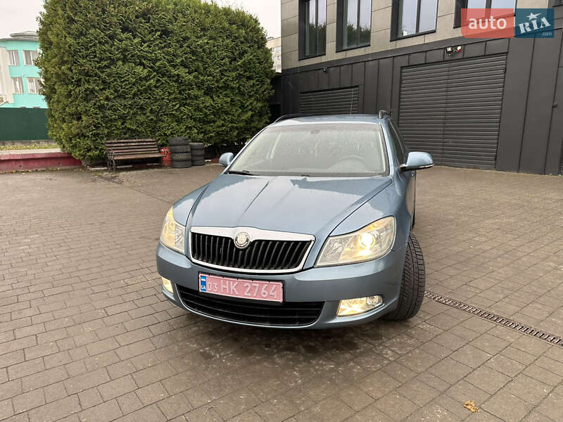 Універсал Skoda Octavia 2009 в Кам'янець-Подільському