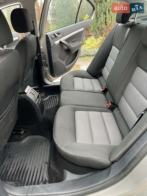 Лифтбек Skoda Octavia 2007 в Львове