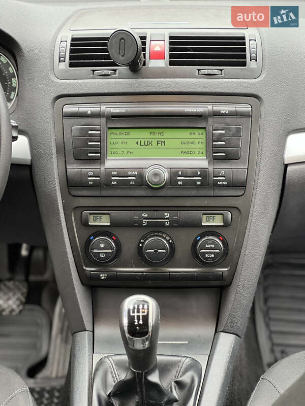 Лифтбек Skoda Octavia 2007 в Львове