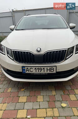 Универсал Skoda Octavia 2019 в Одессе