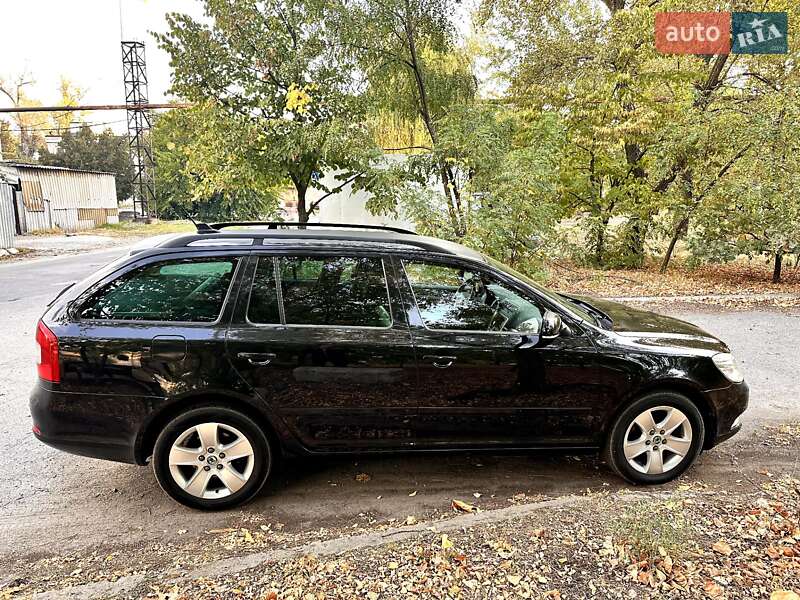 Универсал Skoda Octavia 2010 в Киеве фото 3 Универсал Skoda Octavia 2010 в Киеве