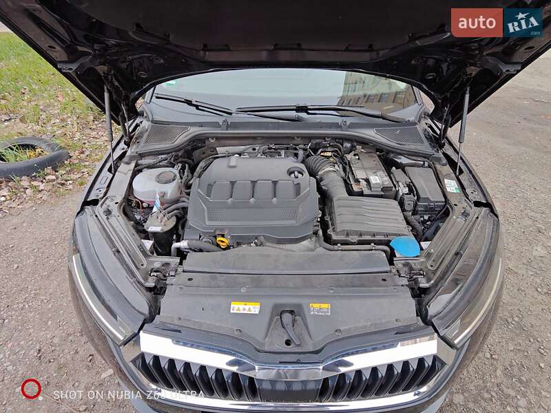 Универсал Skoda Octavia 2021 в Киеве