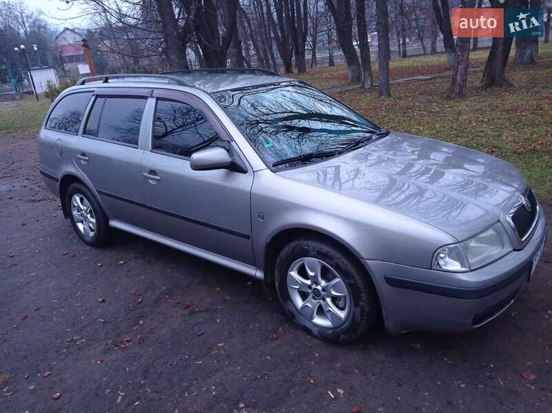 Універсал Skoda Octavia 2008 в Путилі
