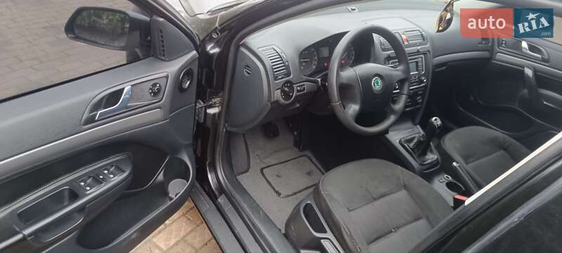 Лифтбек Skoda Octavia 2007 в Черновцах